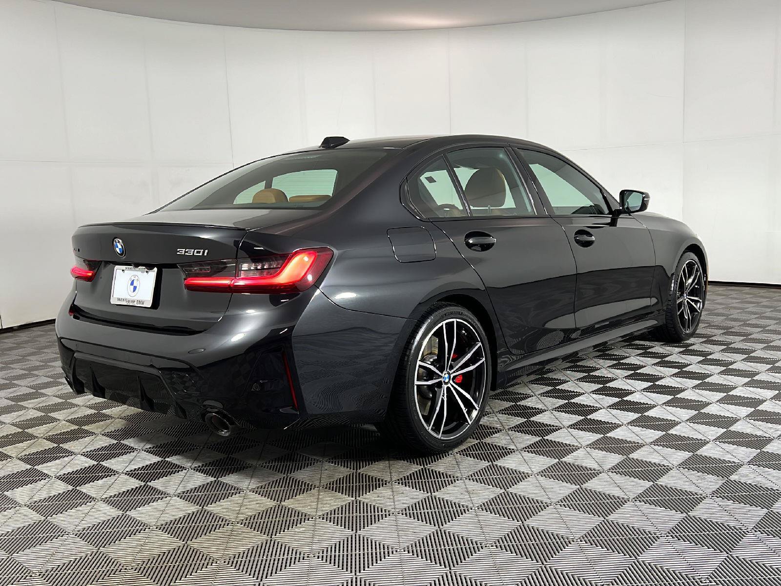 Used 2024 BMW 330i xDrive Sedan w/ M Sport Package AWD/4WD image 5
