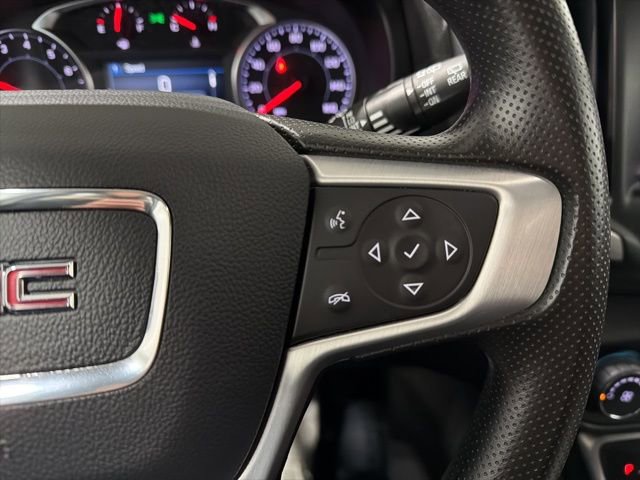Used 2024 GMC Terrain SLE AWD/4WD image 12