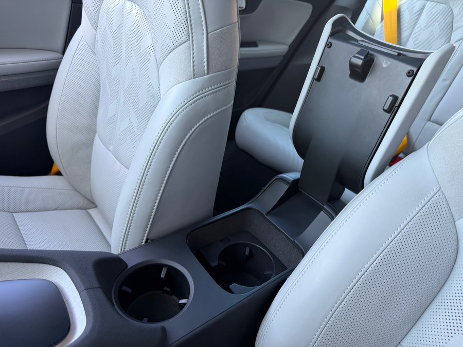 Used 2023 Polestar Polestar 2 w/ Pilot Pack image 28