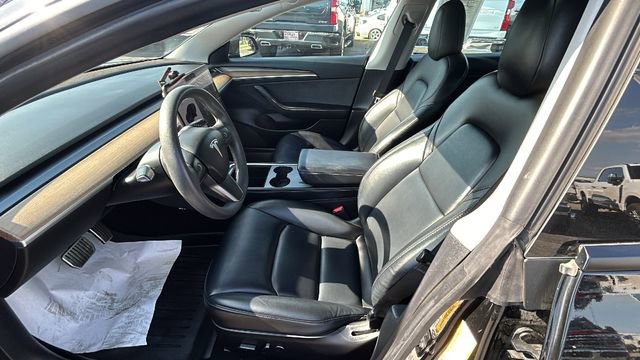 Used 2021 Tesla Model 3 Standard Range Plus RWD image 18