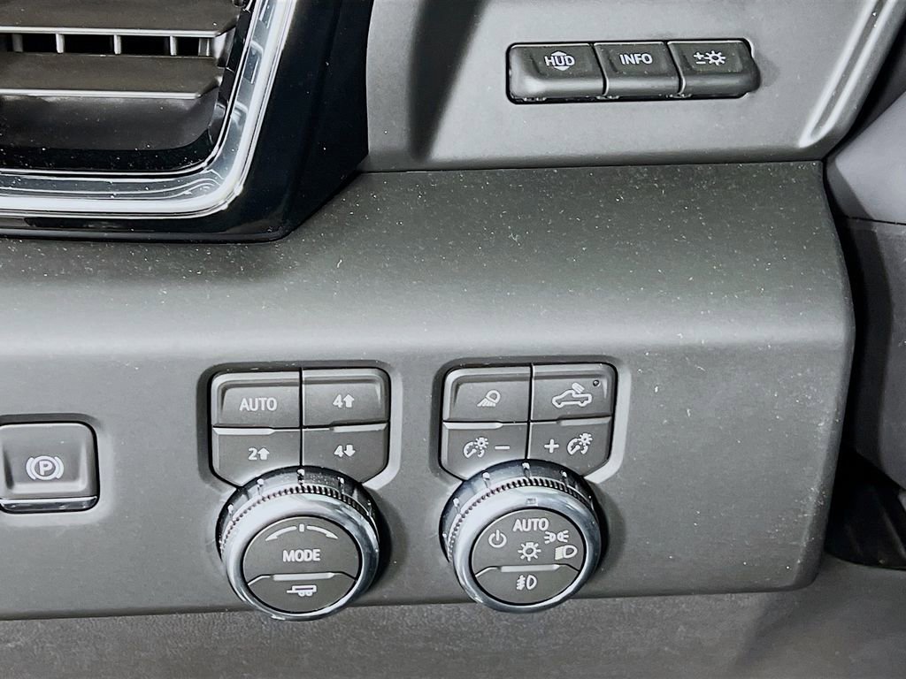 New 2026 GMC Sierra 1500 Denali w/ Denali Reserve Package image 9