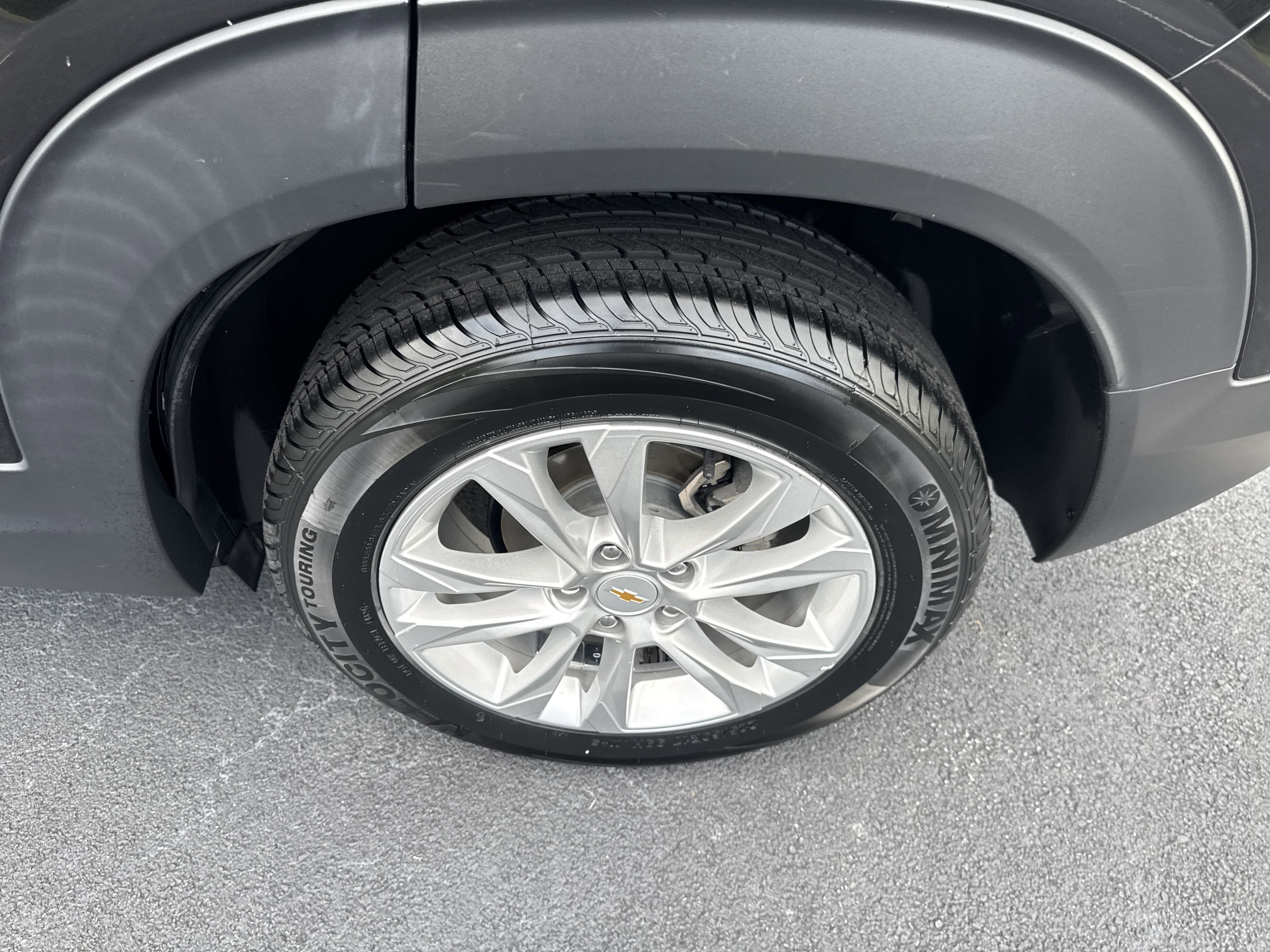 Used 2023 Chevrolet TrailBlazer LS image 12