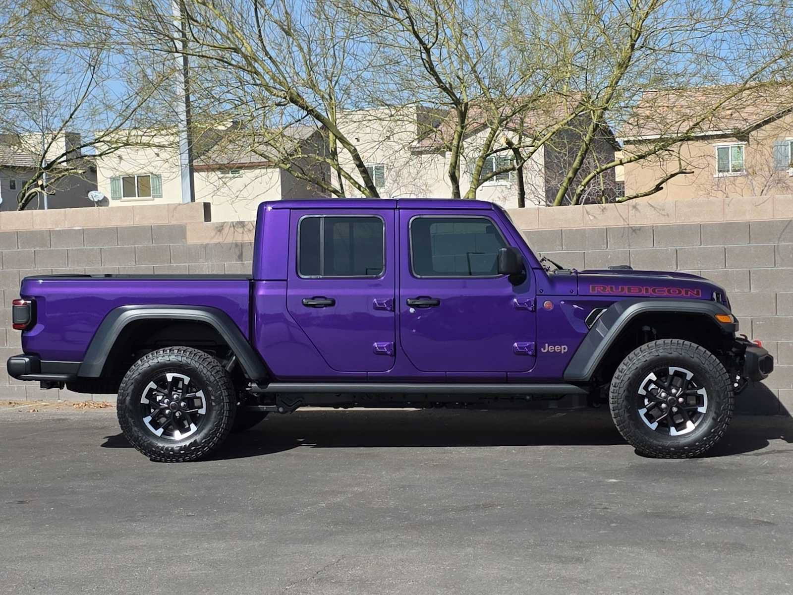 New 2026 Jeep Gladiator Rubicon w/ Safety Group AWD/4WD image 9