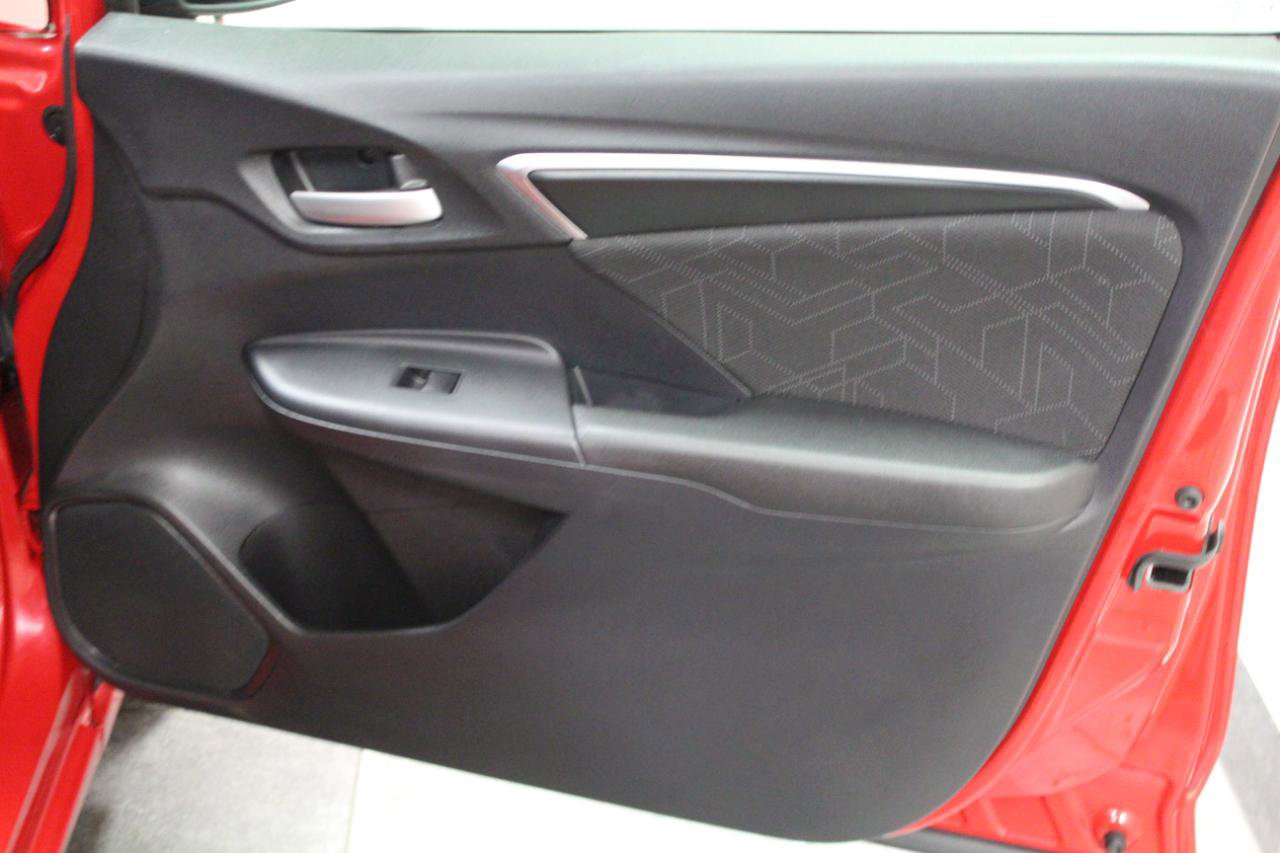 Used 2015 Honda Fit EX image 26