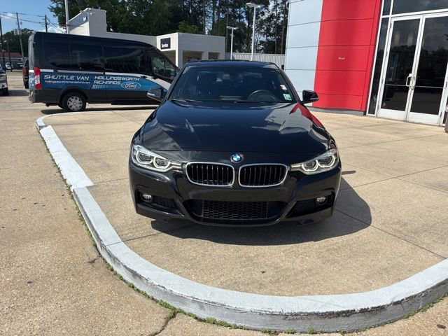 Used 2017 BMW 330i xDrive Sedan image 2