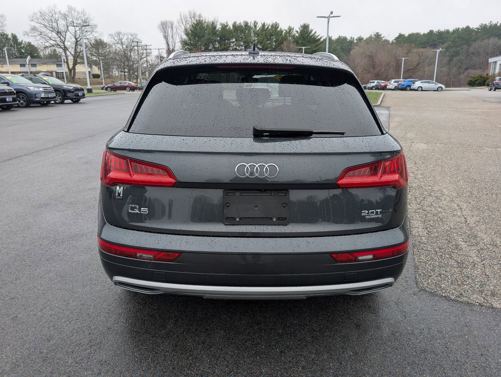 Used 2018 Audi Q5 2.0T Premium w/ Convenience Package image 4