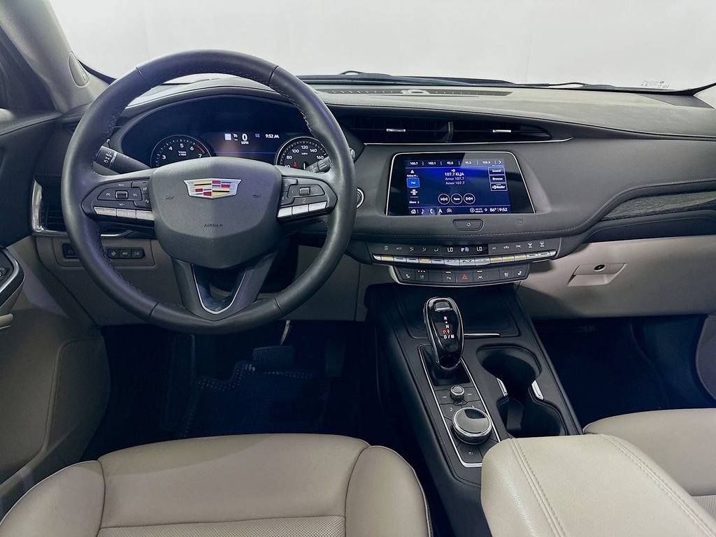 Used 2021 Cadillac XT4 Premium Luxury FWD image 22