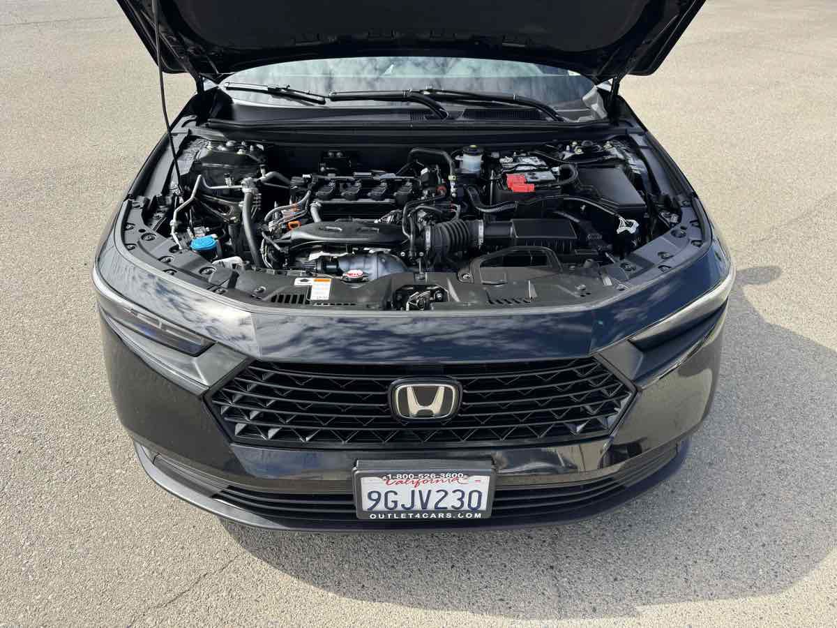 Used 2023 Honda Accord LX image 41