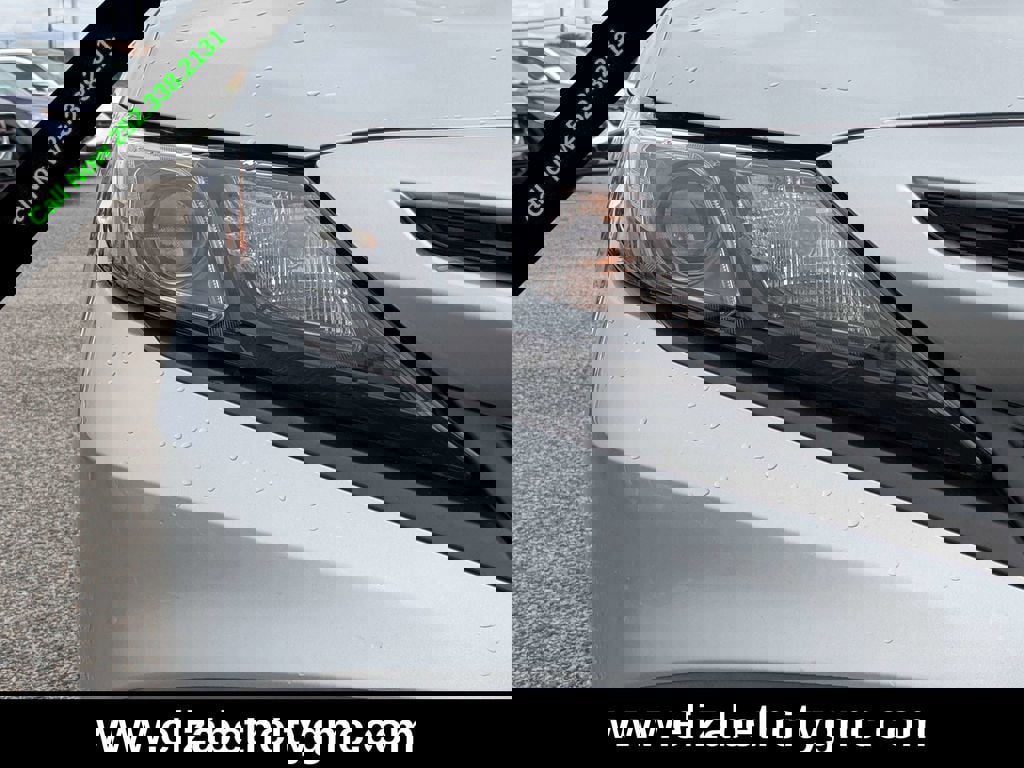 Used 2024 Toyota Camry SE image 10