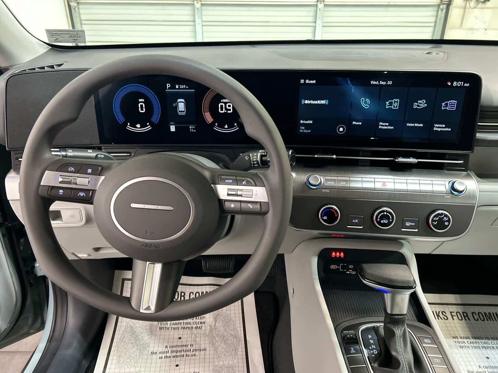 New 2027 Hyundai Kona SE AWD/4WD image 9