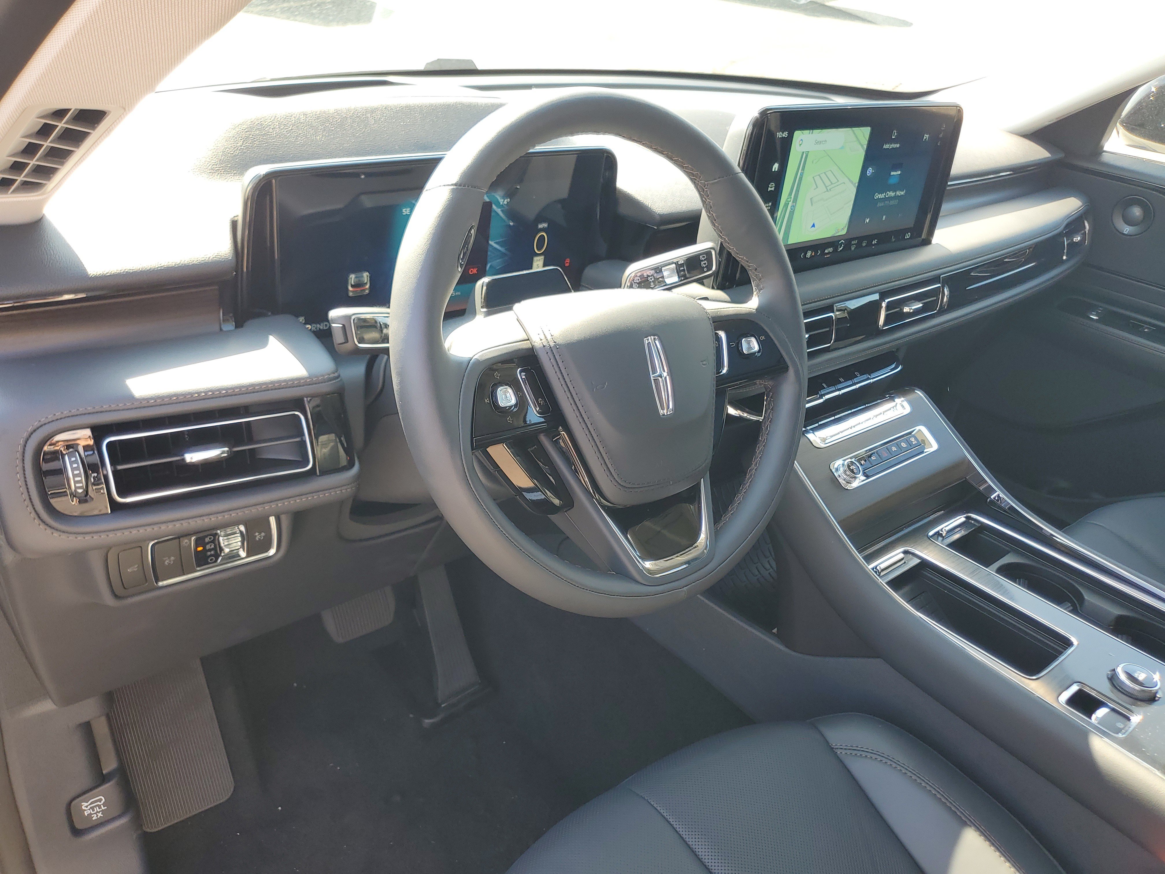 New 2026 Lincoln Aviator Reserve w/ Jet Appearance Package AWD/4WD image 12