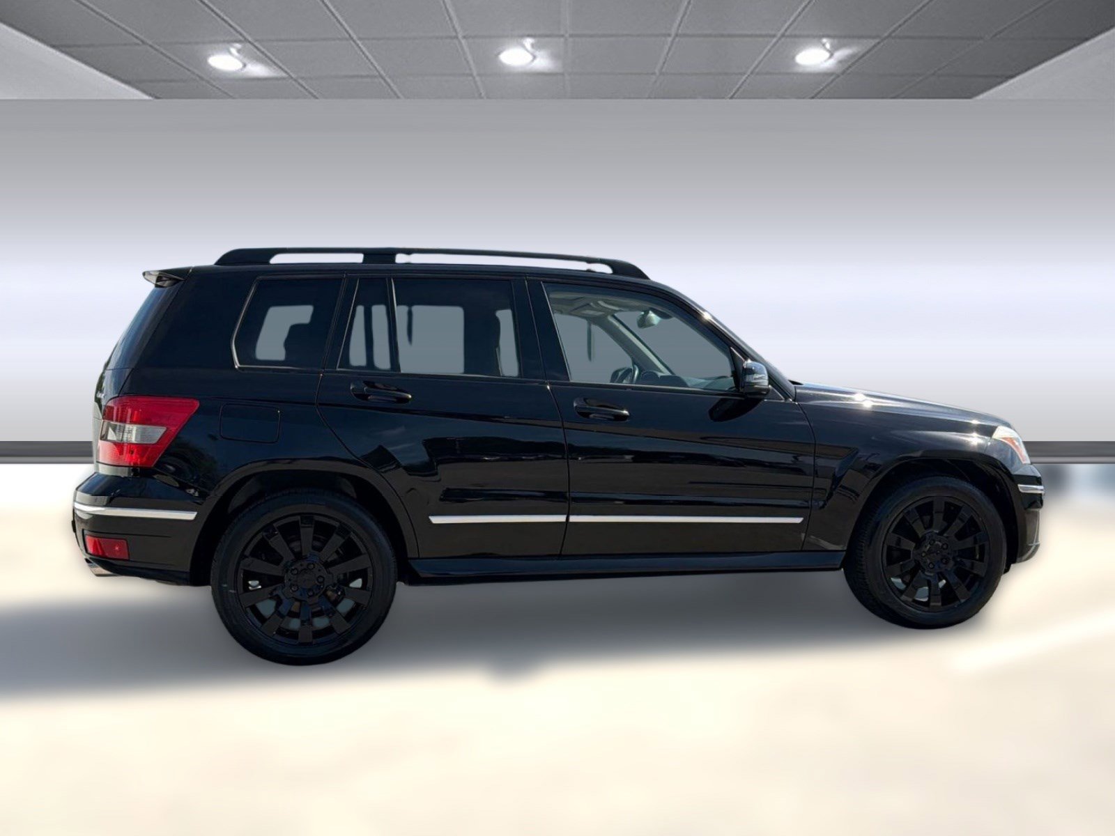 Used 2010 Mercedes-Benz GLK 350 4MATIC image 7