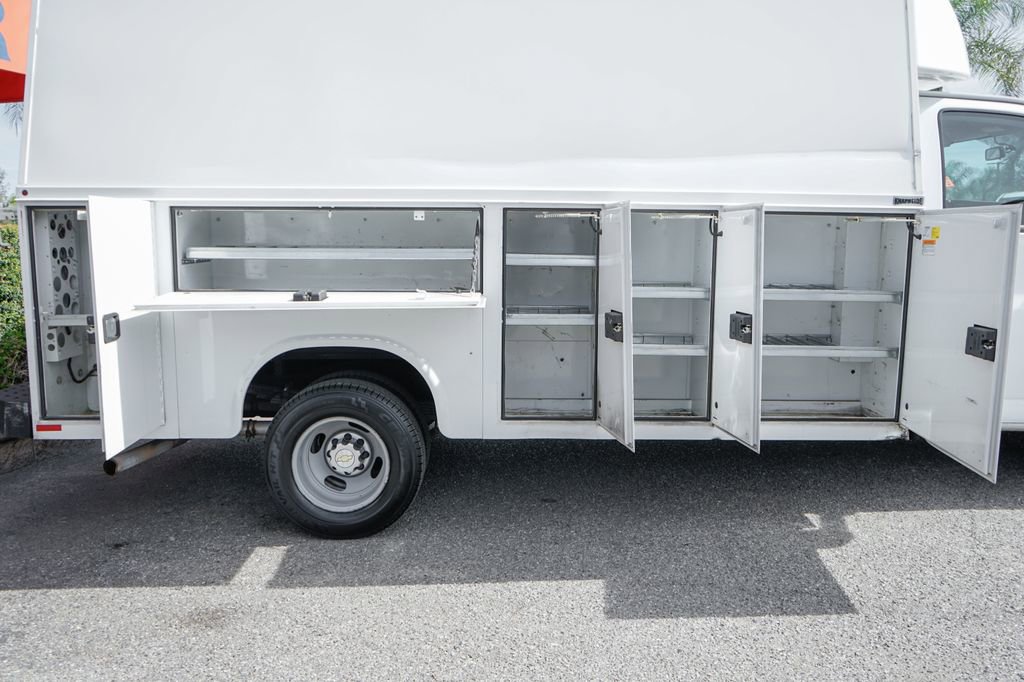 Used 2019 Chevrolet Express 4500 w/ Power Convenience Package RWD image 13