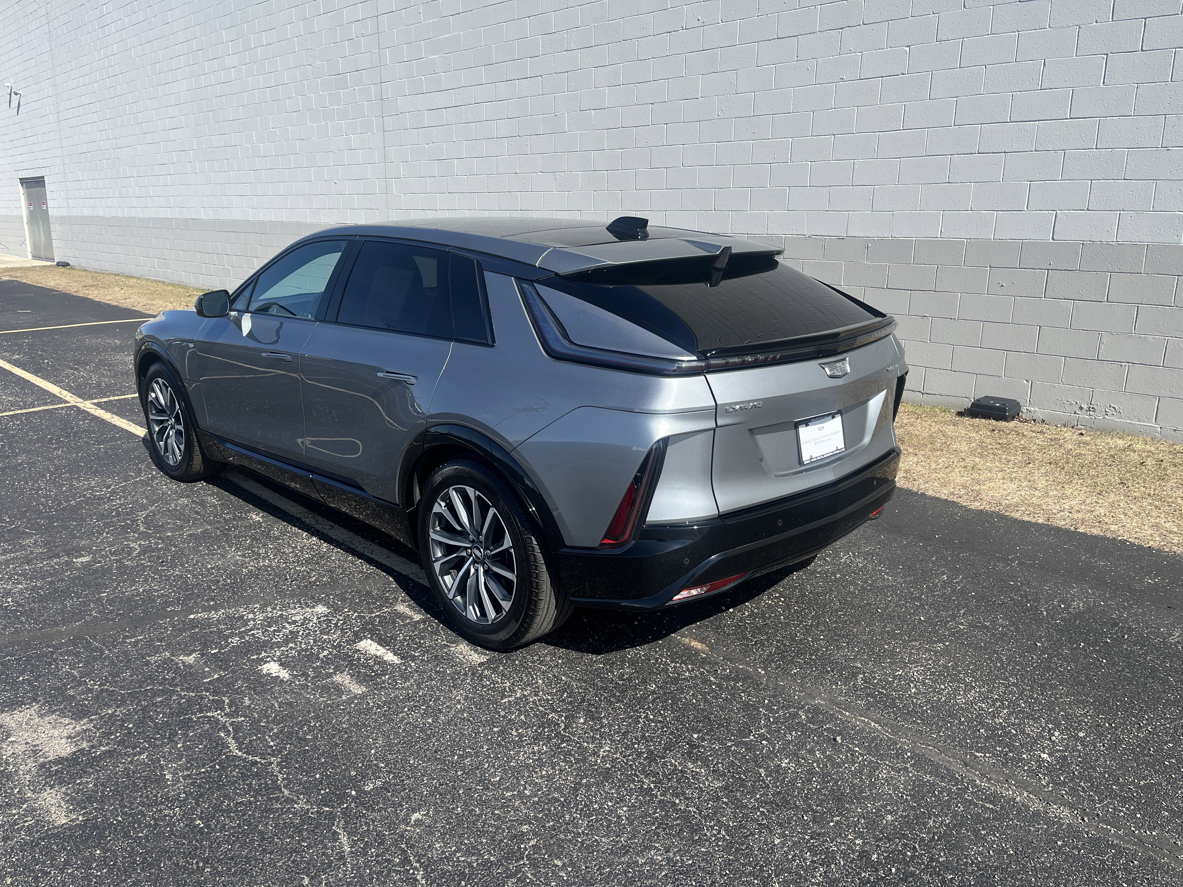 Used 2024 Cadillac Lyriq Sport image 4