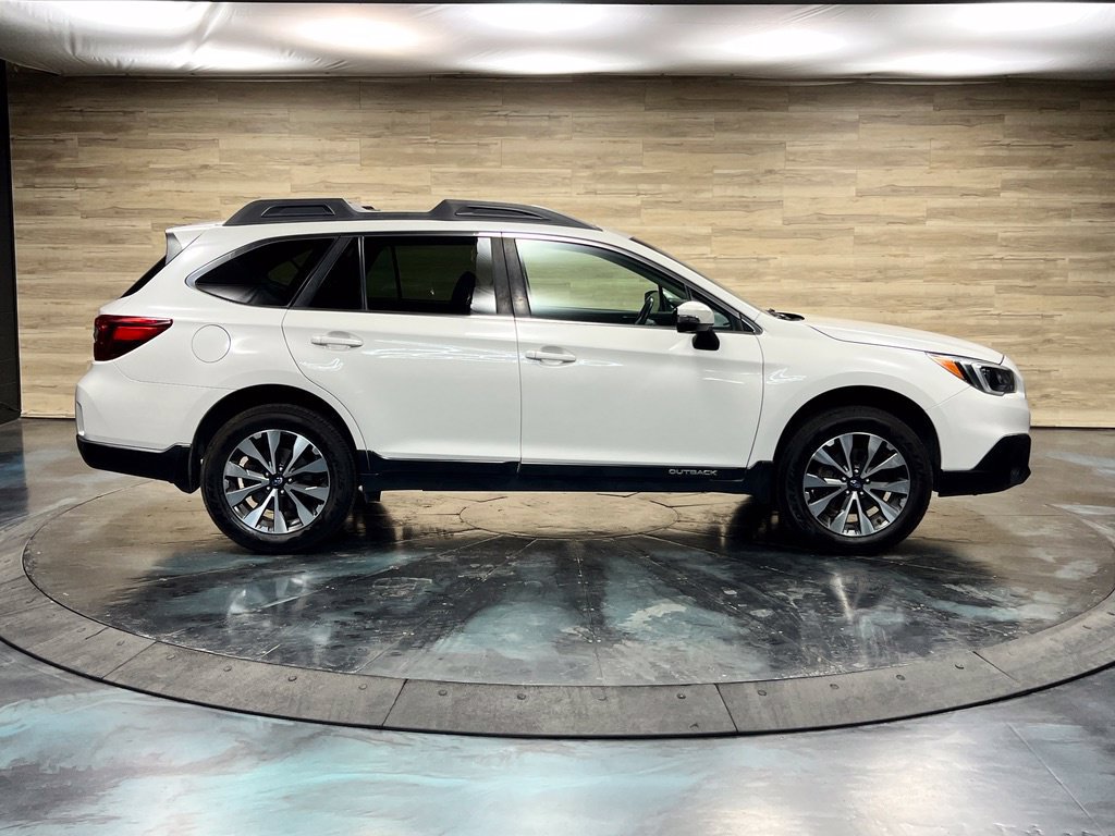 Used 2017 Subaru Outback 2.5i Limited AWD/4WD image 22