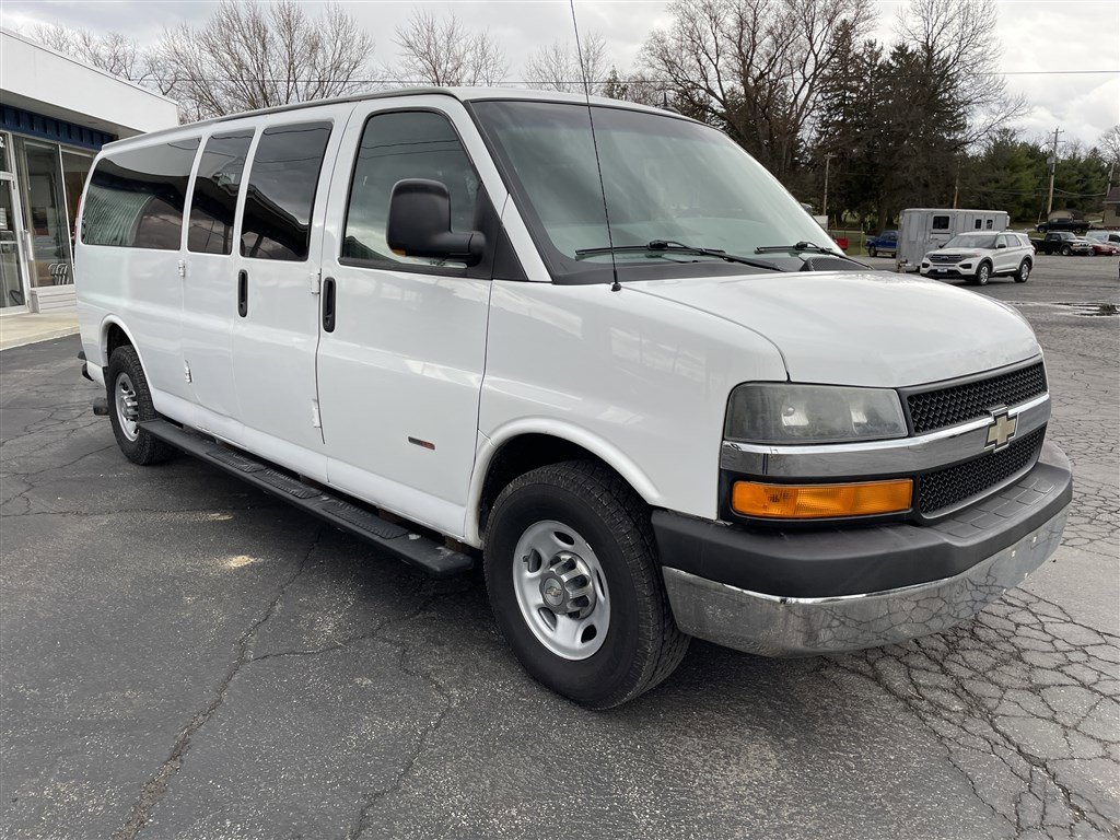 Used 2012 Chevrolet Express 3500 LT w/ Cold Climate Package RWD image 12