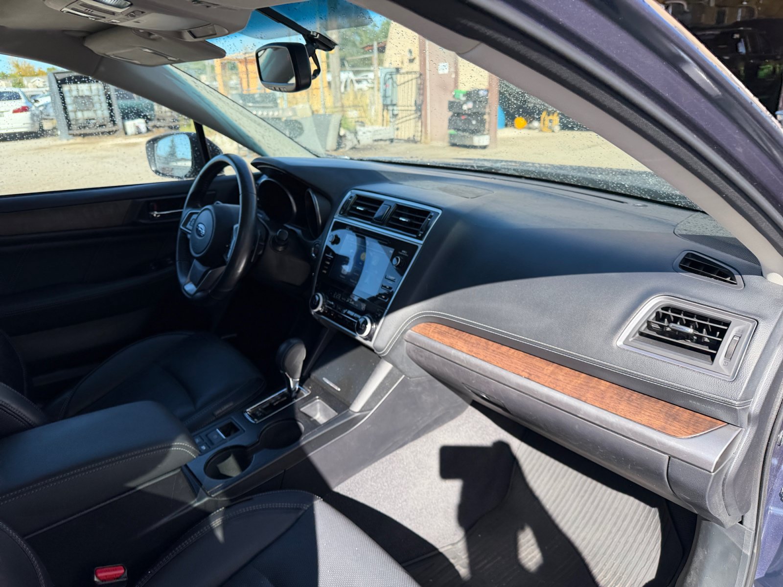 Used 2018 Subaru Outback 3.6R Limited w/ Popular Package #2 AWD/4WD image 16