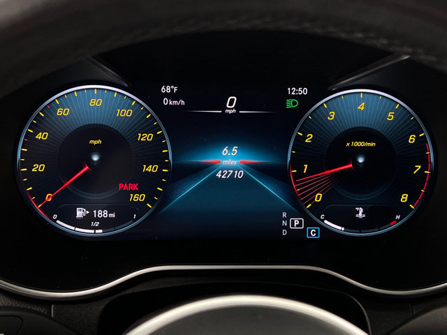 Used 2022 Mercedes-Benz GLC 300 4MATIC image 18