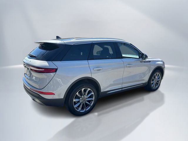 Used 2022 Lincoln Corsair AWD w/ Premium Package image 5