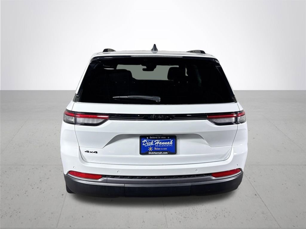 New 2026 Jeep Grand Cherokee Altitude AWD/4WD image 7