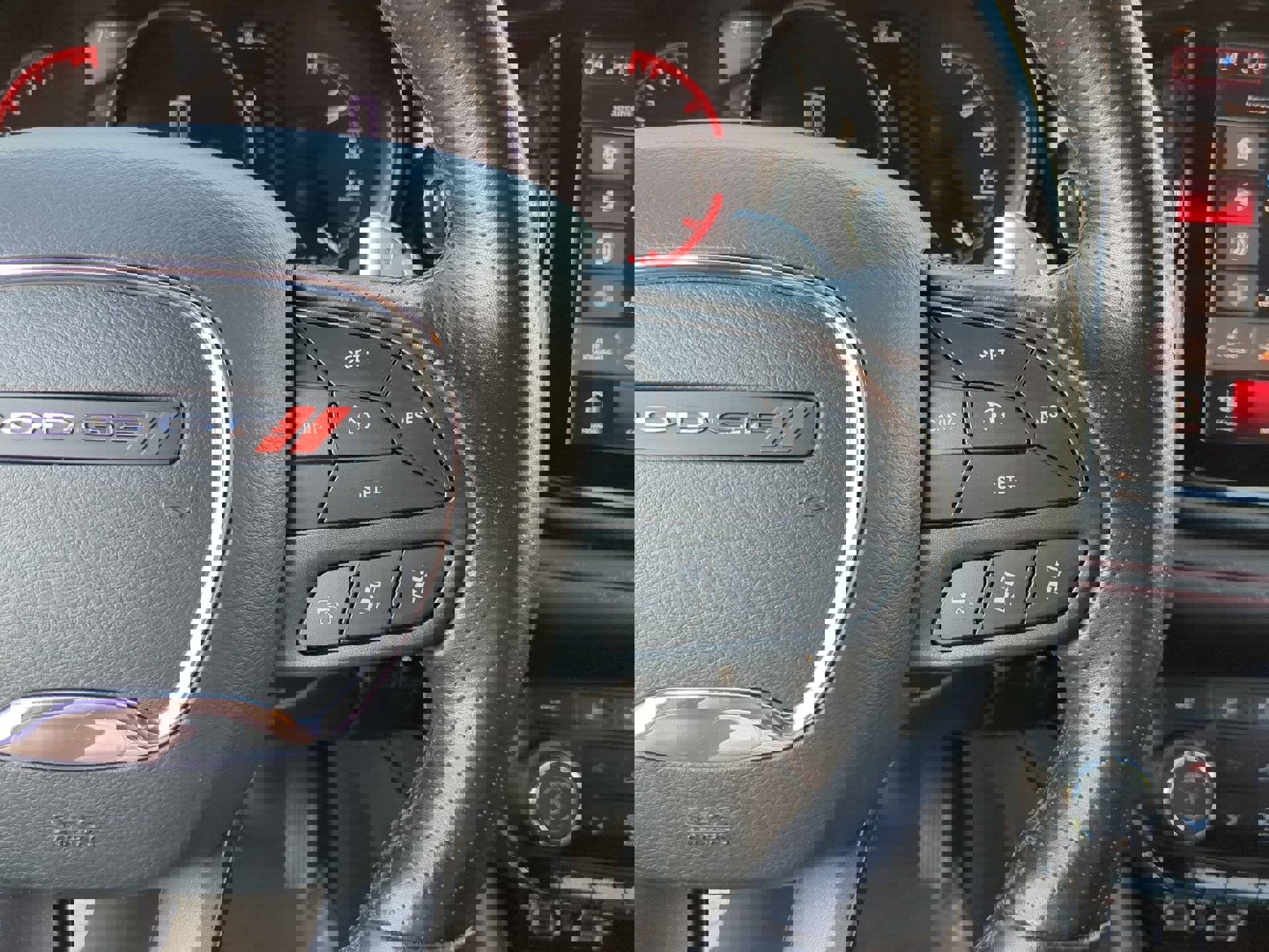 Used 2023 Dodge Durango GT image 31