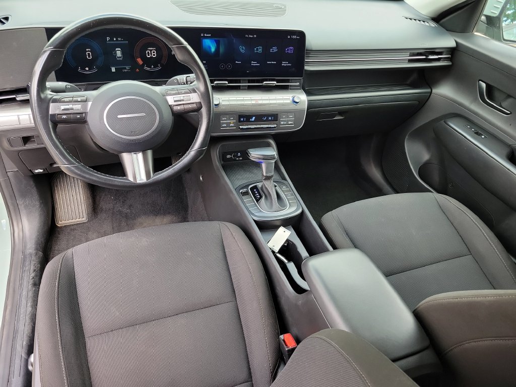 Used 2025 Hyundai Kona SEL FWD image 15