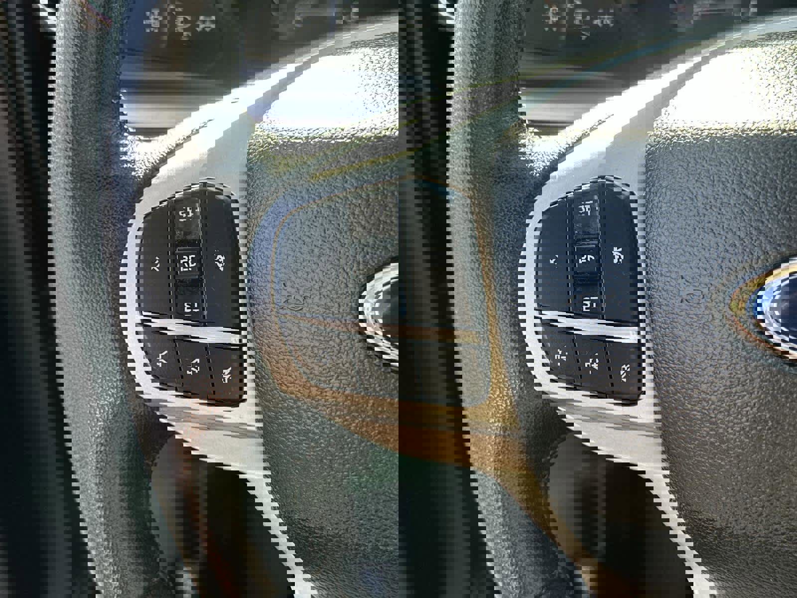 Used 2023 Ford Explorer XLT w/ Equipment Group 202A image 23