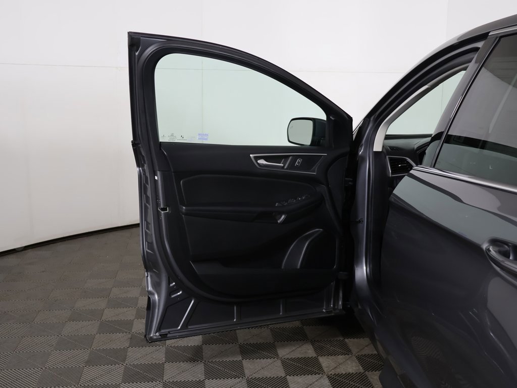 Used 2022 Ford Edge SEL w/ Convenience Package image 19