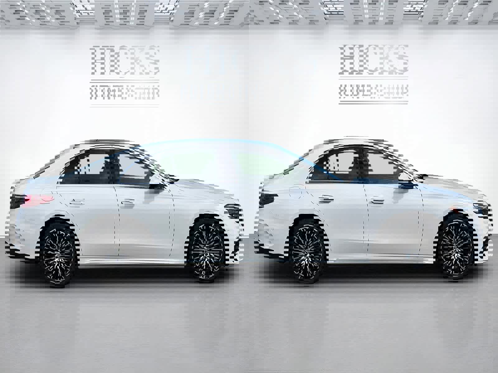 New 2026 Mercedes-Benz E 450 4MATIC Sedan image 4