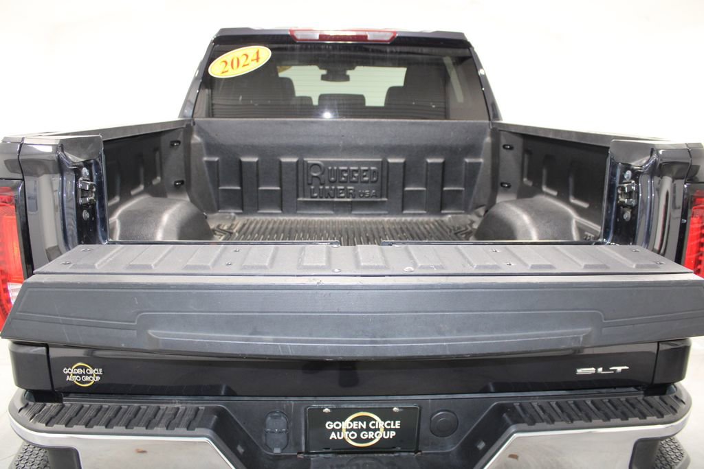 Used 2024 GMC Sierra 1500 SLT image 19
