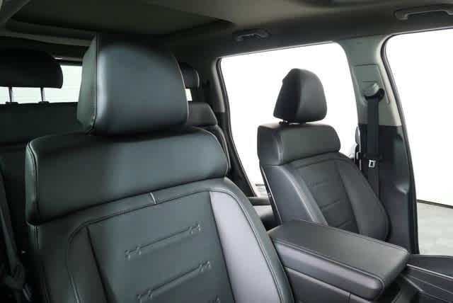 New 2026 Hyundai Santa Fe Limited FWD image 32
