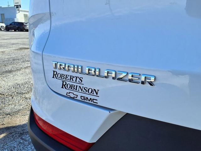 Used 2025 Chevrolet TrailBlazer LT FWD image 84