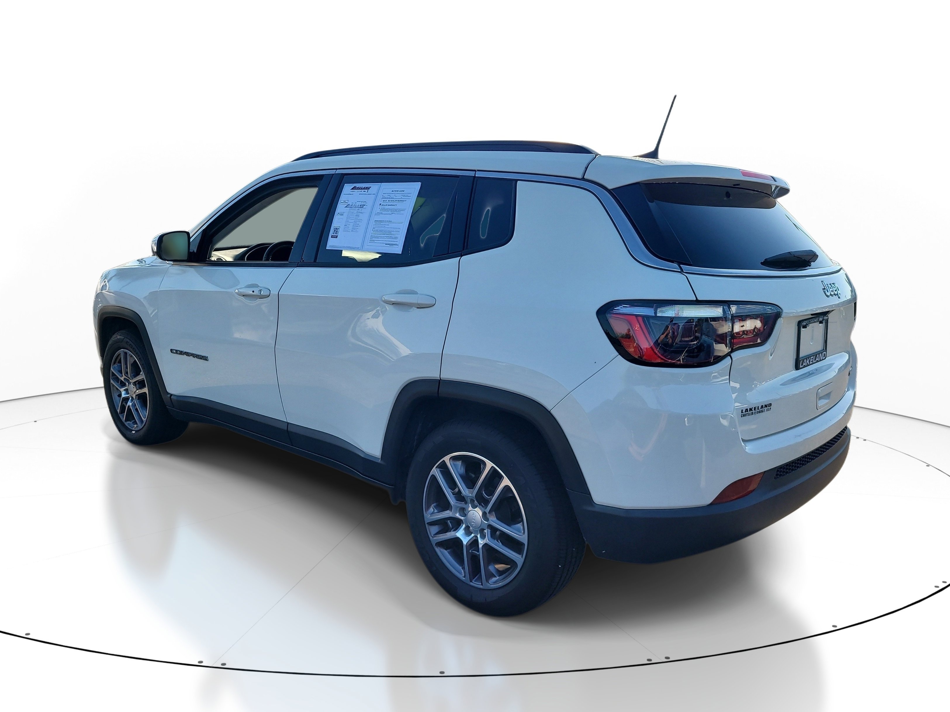Used 2020 Jeep Compass Latitude FWD image 6