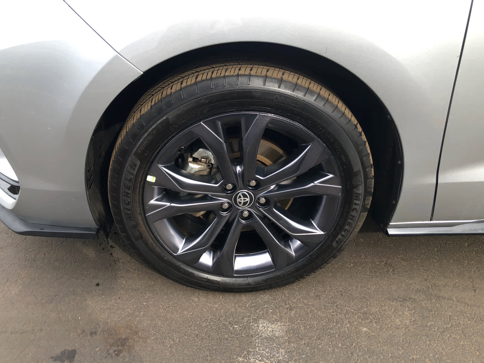 Certified 2025 Toyota Sienna XSE image 36