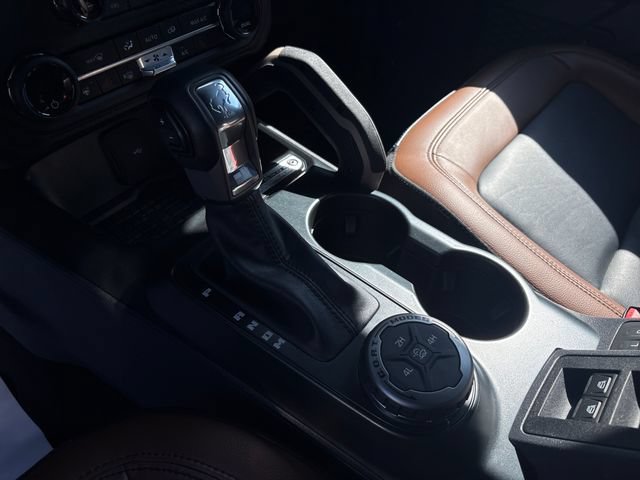Used 2024 Ford Bronco Outer Banks AWD/4WD image 30
