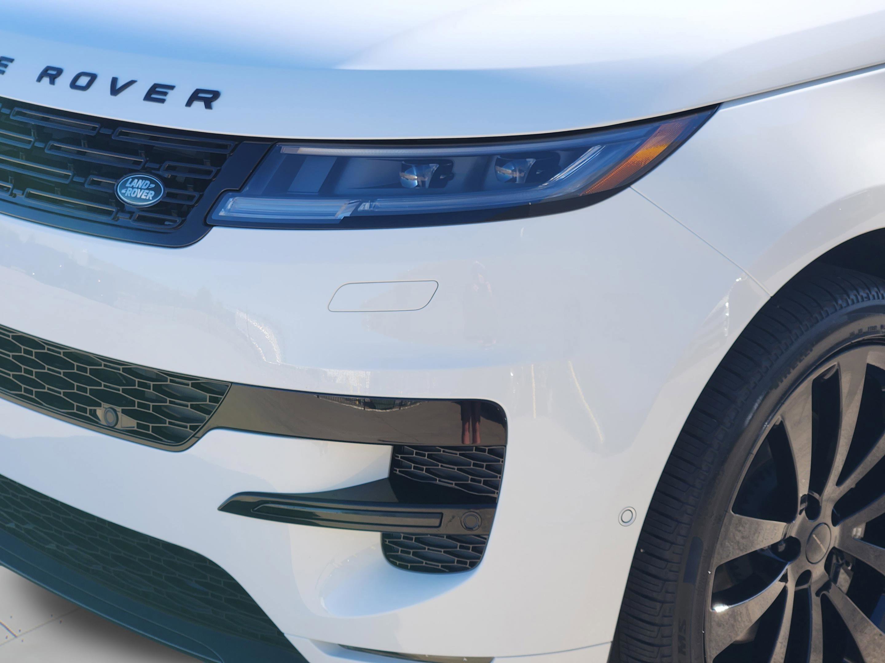 New 2026 Land Rover Range Rover Sport Dynamic SE AWD/4WD image 29
