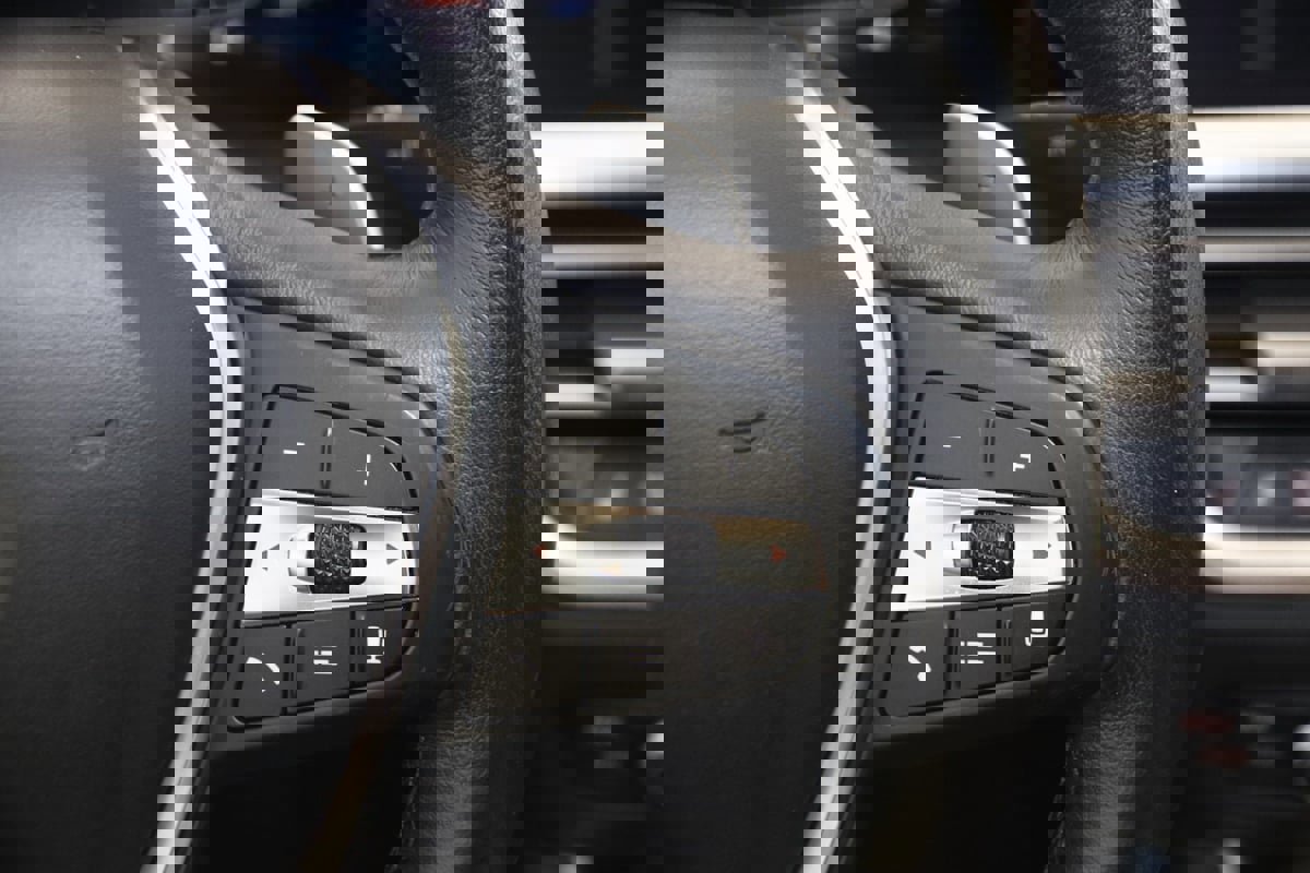 Used 2021 BMW 430i Convertible w/ Convenience Package image 45