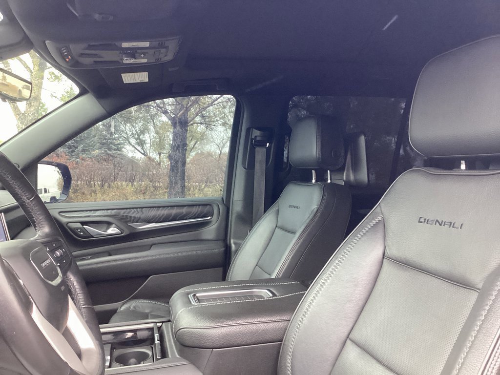 Used 2021 GMC Yukon Denali image 15