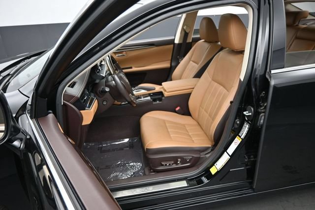 Used 2017 Lexus ES 350 w/ Luxury Package FWD image 20