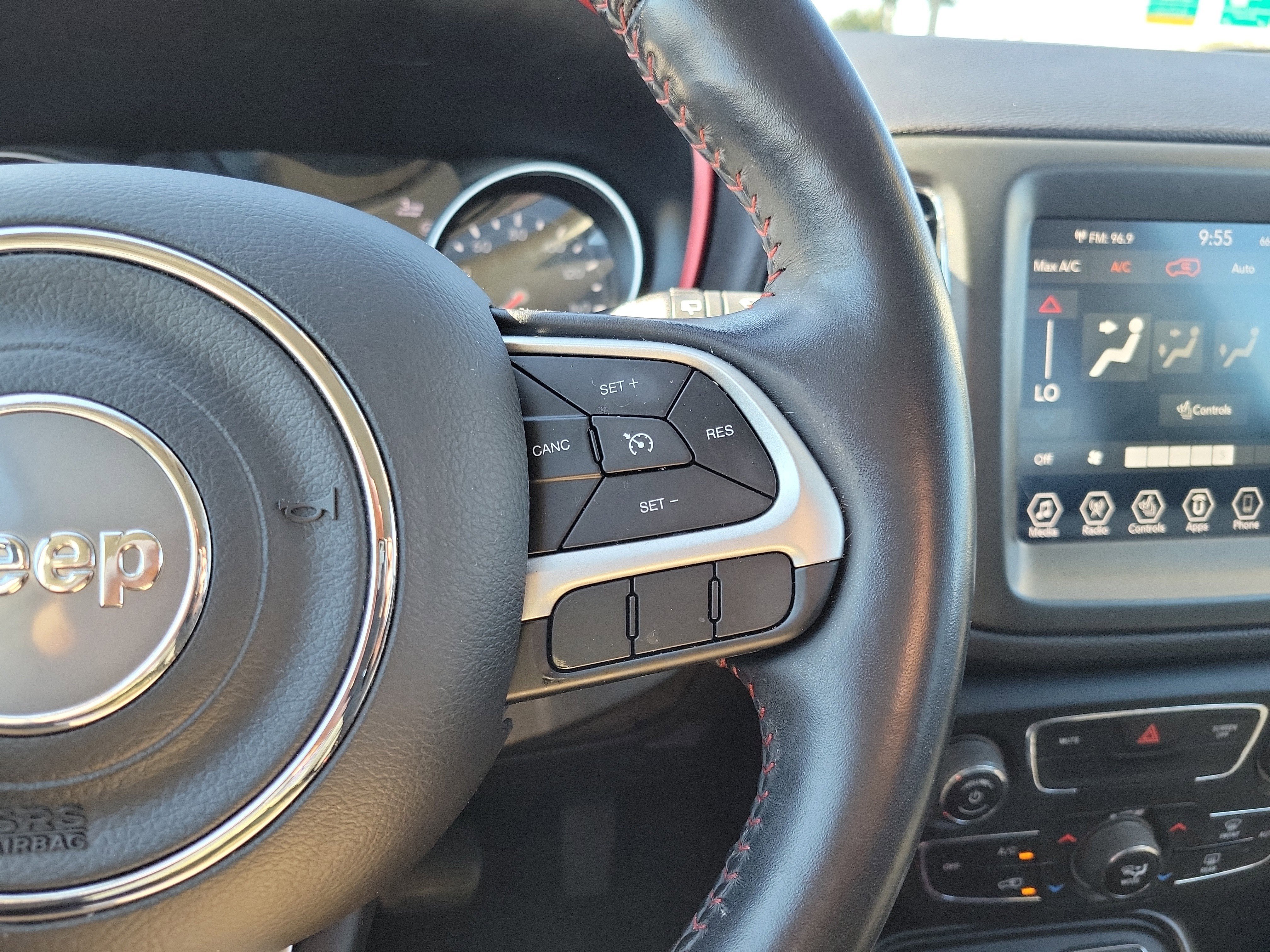 Used 2020 Jeep Compass Trailhawk w/ Leather Interior Group image 13