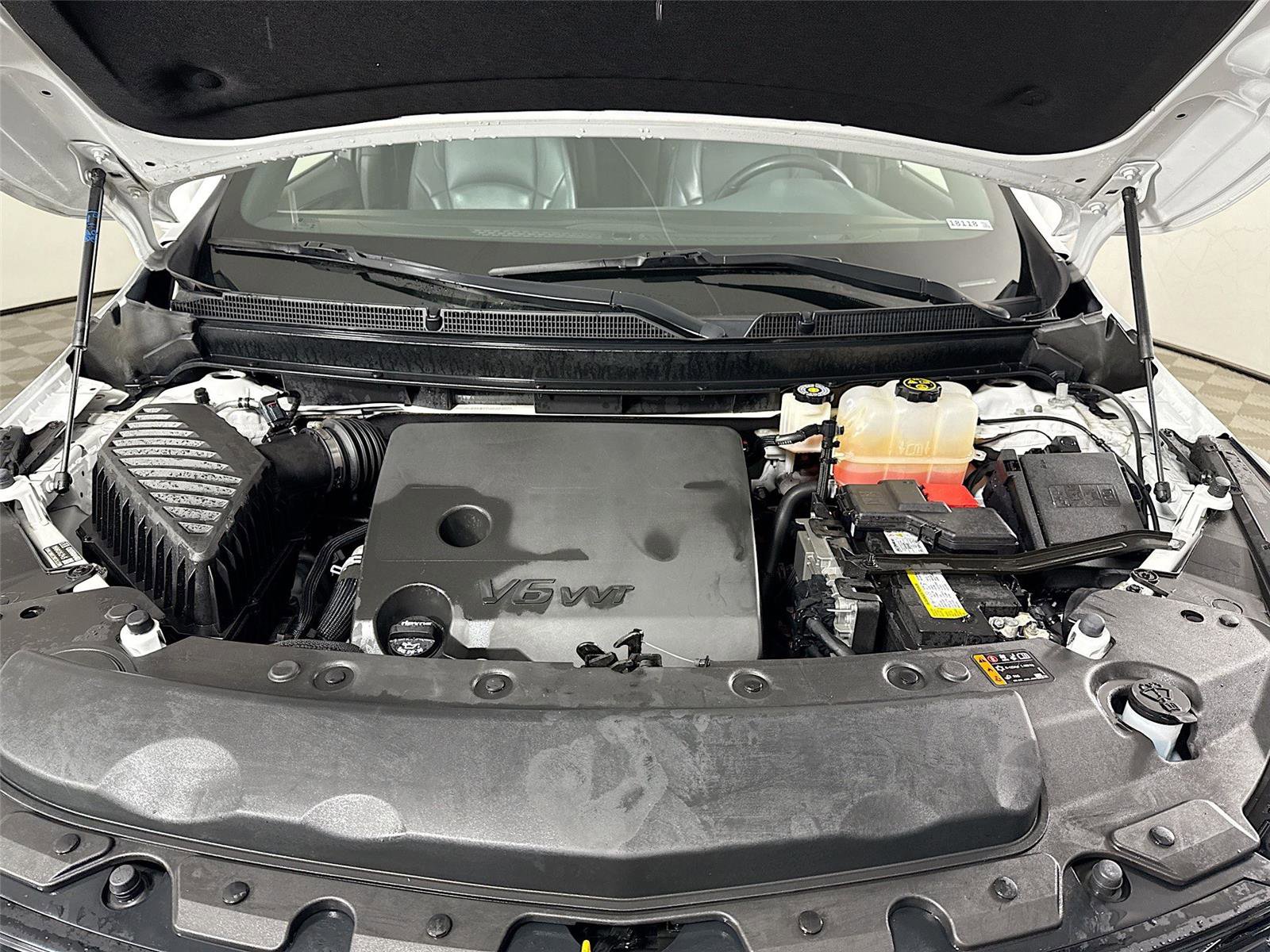 Used 2023 Buick Enclave Essence image 23