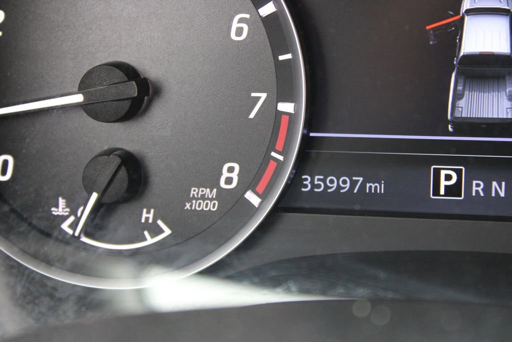 Used 2024 Nissan Frontier SV image 21