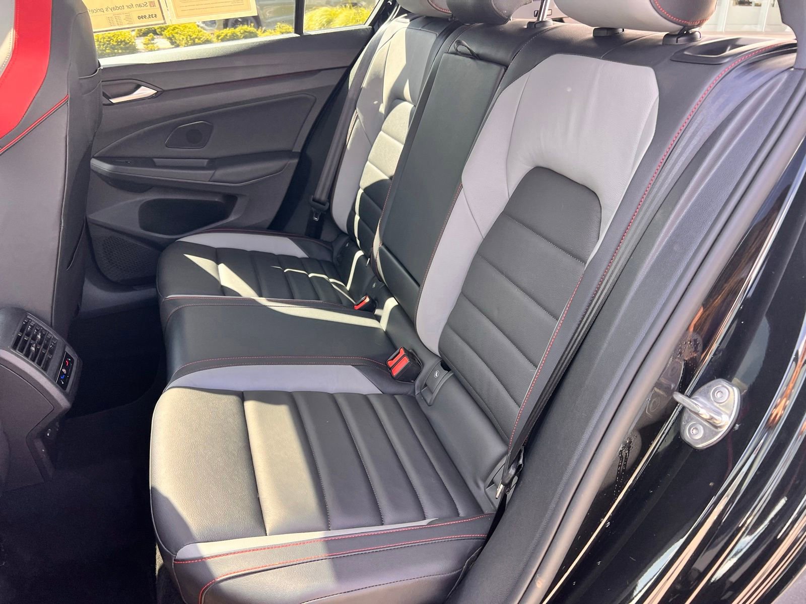 Used 2024 Volkswagen GTI Autobahn FWD image 30