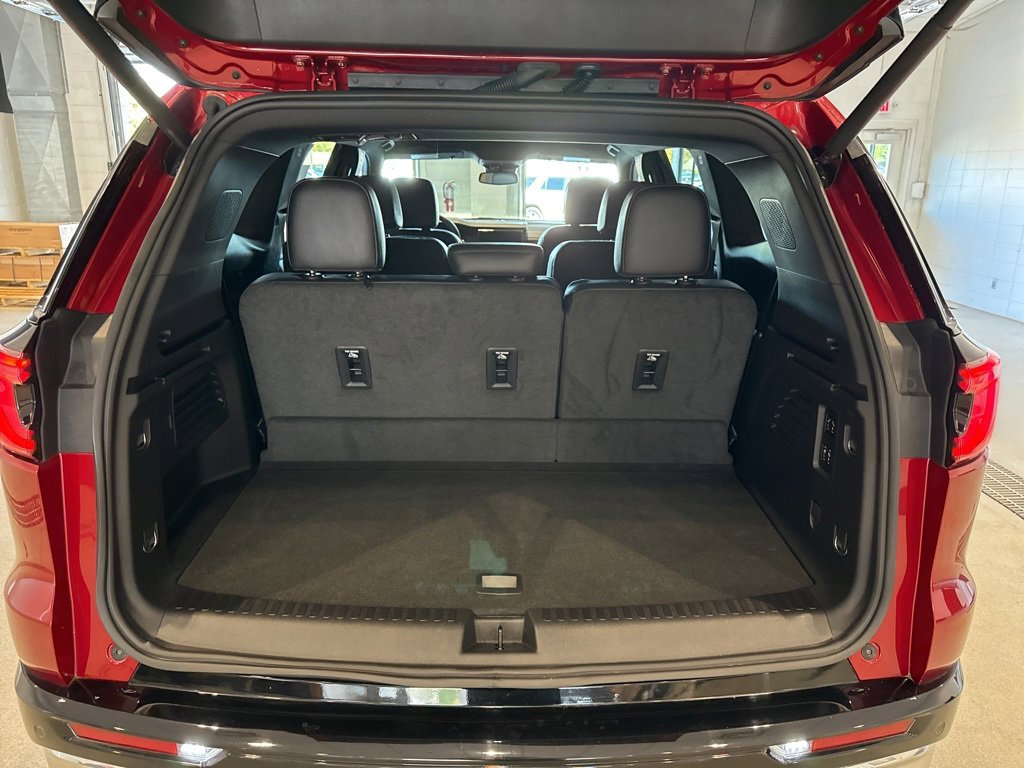 Used 2024 GMC Acadia Denali w/ LPO, Floor Liner Package image 18