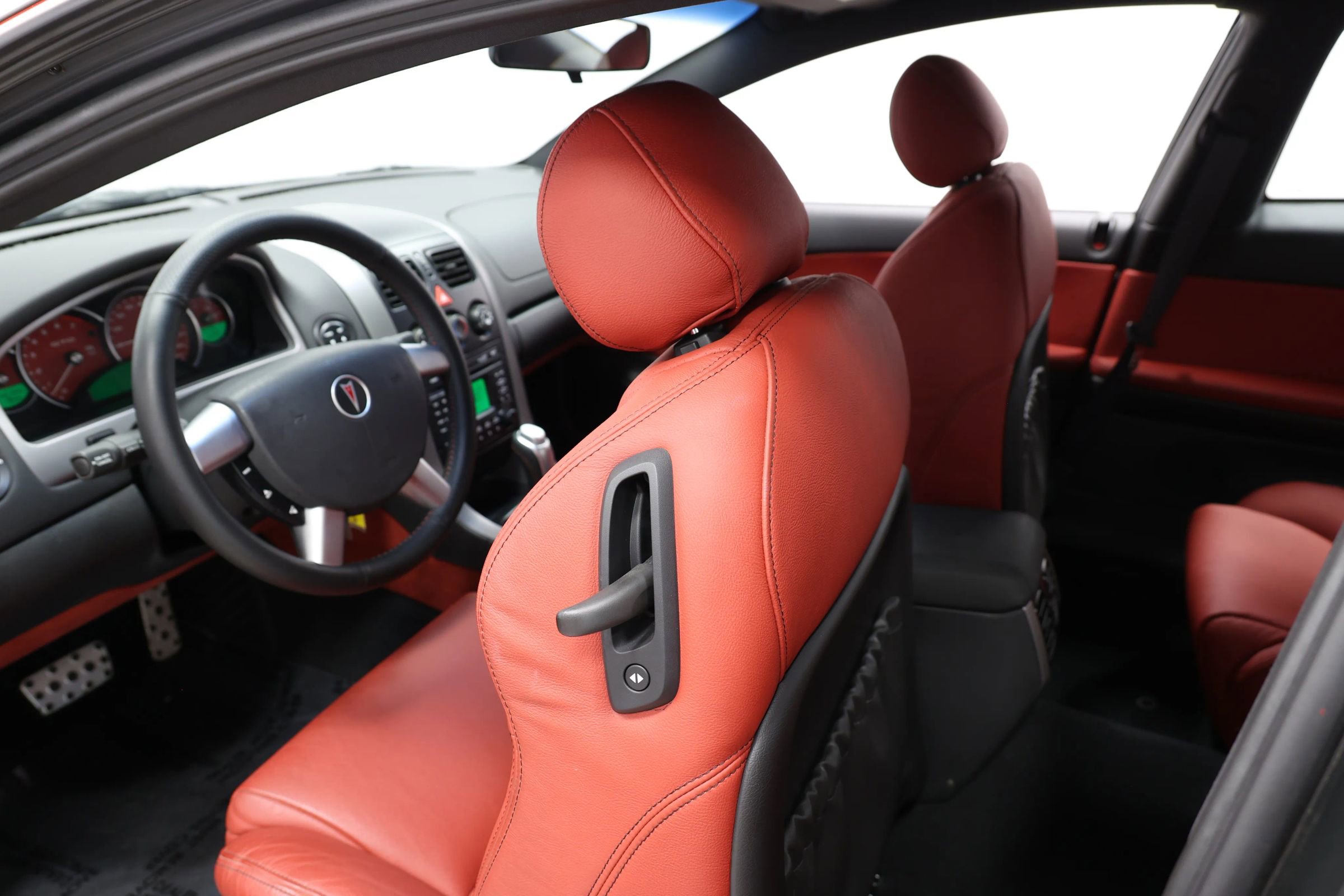 Used 2005 Pontiac GTO RWD image 49