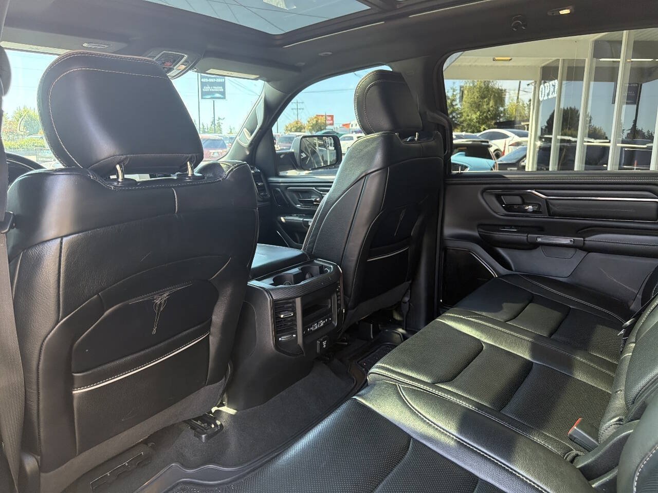 Used 2022 RAM 1500 Limited AWD/4WD image 34