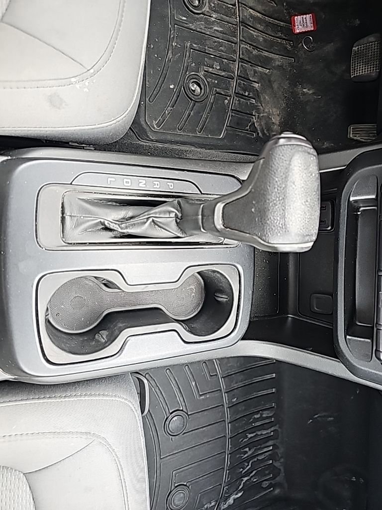 Used 2021 Chevrolet Colorado W/T w/ Custom Special Edition image 7