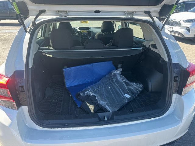 Used 2022 Subaru Impreza Premium image 13