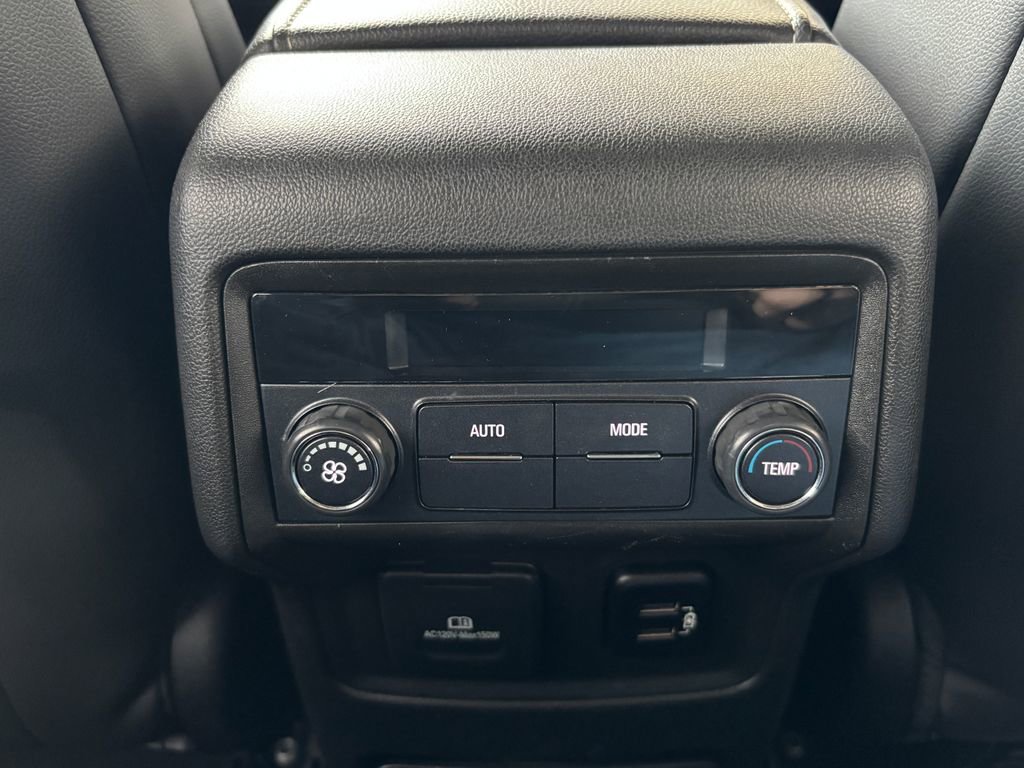 Used 2017 GMC Acadia SLT image 19