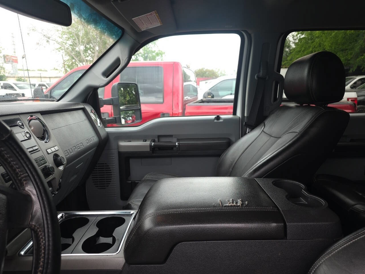 Used 2016 Ford F350 XLT w/ XLT Value Package image 5